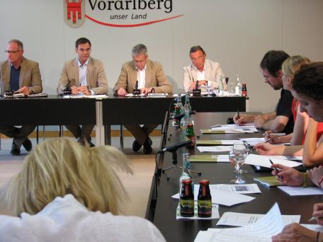 Bild: Vorarlbergs Wirtschaft auf internationalen Märkten stark präsent

Vorarlbergs Wirtschaft auf internationalen Märkten stark präsent