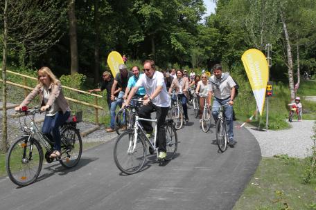 Bild: Radweg_ Zwei Vorzeigeprojekte offiziell eröffnet